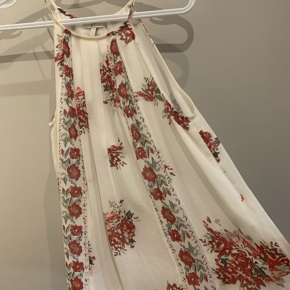 Silk Pleated Blouse - Picture 2 of 3